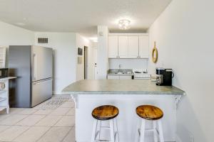 Panama City Beach Condo with Resort Amenities!