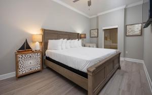 Phoenix Gulf Towers 806 condo