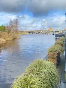 Waterfront home - Nes