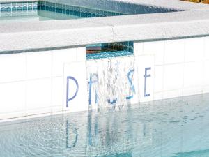 Azure Oasis by ACME House Company