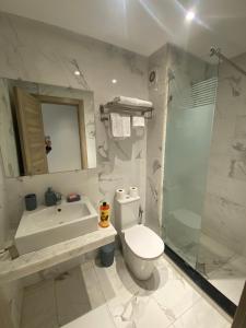 Chic and Cozy Apartment Luxury and Tranquility