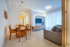 Terrazzo 408A - Apto 2 quartos em condomínio de luxo à 300 metros da Praia de Bombas