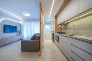 Terrazzo 408A - Apto 2 quartos em condomínio de luxo à 300 metros da Praia de Bombas