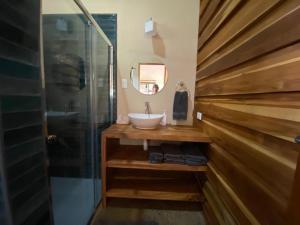 Casa Heliconia - Gorgeous Garden Home in Delicias