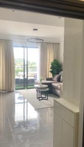 Grand Comfort Luxury Riara One Residency close to Junction Mall