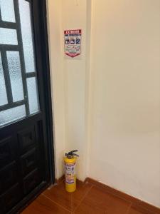 Dorado Inn - Cerca al Aeropuerto - Habitación 202