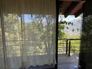 Cabaña de Vidrio en el Bosque