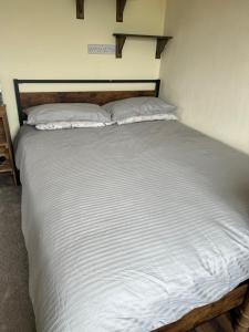 Rusty Cottage with View