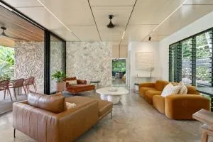 The Boomerang - Exquisite Estate by Nightcliff Beach - Casuarina