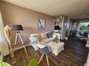 Hohes-Ufer-13-Schneckenhaus