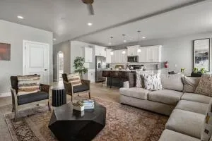 Zion Retreat - Private Pool, Game Room, Sleeps 22 - Спрингдейл