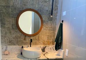 MARESIAS - Villa Tropical com Piscina Incrível