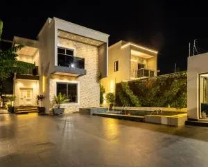 J&M Exclusive Villa - Otele