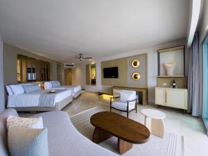 Royalat Grand Park Royal Cancún -Inclusive - Adults Only