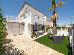 3 bedroom villa in L'Escala - Sobrestany