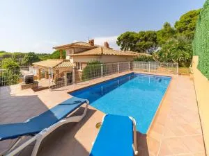 Beautiful villa in L´Escala with pool - Viladamat