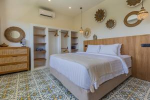 Villa Pop Cozy 2BR Villa & Pool Seminyak