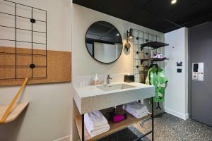 Hotels Moxy Annecy : photos des chambres