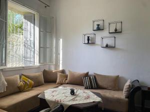 Charming Apartment with Sea View 5 Min Walk to City Center