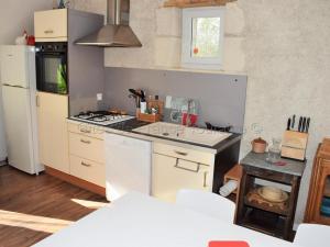 Maisons de vacances Gite de charme avec Spa privatif en Touraine - proche chateaux, zoo, et balades pittoresques - FR-1-381-84 : photos des chambres