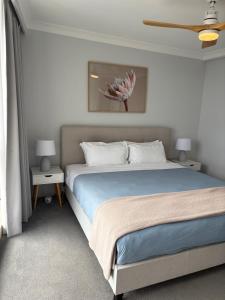 Beachfront & City View, Huge 2 Bedroom Apartment, Imperial Surf Resort