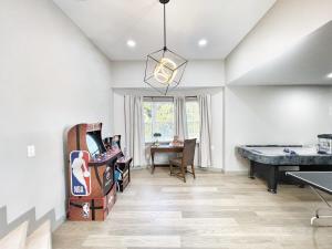 Country-Chic Family Retreat Relaxation & Scenic Splendor