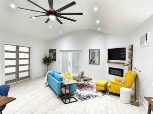 Decatur Bungalow Cozy Comfort & Convenience