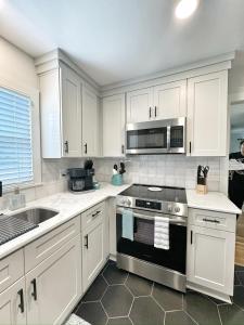 Elegant Family Home near Downtown