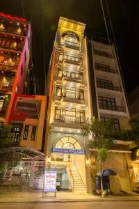 Hồng Gấm Hotel - Quí Hòa