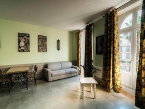 Appartement de charme climatisé, centre Pézenas, animaux bienvenus - FR-1-607-215