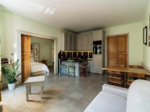 Appartement de charme climatisé, centre Pézenas, animaux bienvenus - FR-1-607-215