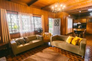 Baguio City Cabin House