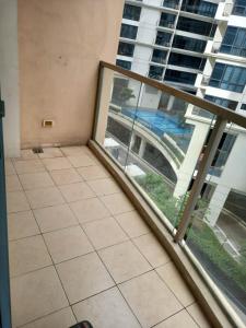 Morgan Suite a6 BGC shortwalk Venice Canal Mall