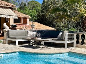 Charming Provençal Villa with pool and garden