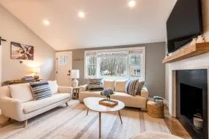 Cape Diem- Home in West Hyannisport - Barnstable