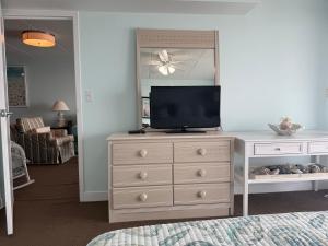 Family Friendly 2BR, Amazing Unobstructed Ocean View,Huge Balcony, Pool