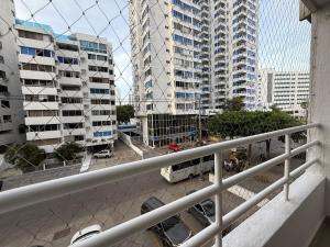 Apartamento hermoso para disfrutar en familia tiene acceso directo a la playa