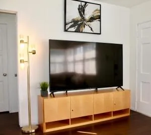 Los Angeles Red Rose - 东洛杉矶