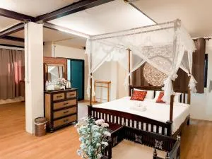 Monfai Culture House - Ban Saia