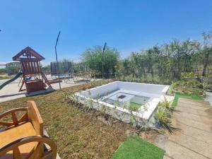 Balai Elmienna - solar powered farm house with pool