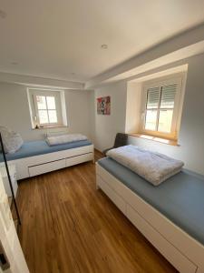 Ferienwohnung Scheuring 1 OG rechts