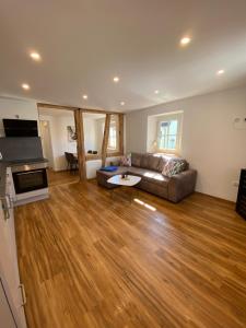 Ferienwohnung Scheuring 1 OG rechts