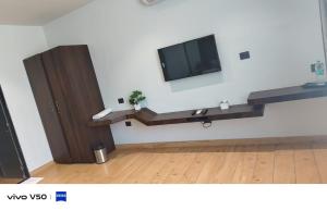 Sandiyal INN