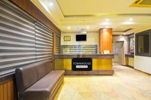 Townhouse JLN Marg Formerly Ritz Residency