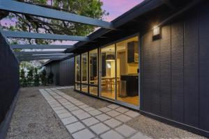 Malibu Beach House by Stay Awhile Villas