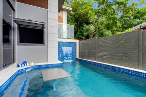 Belle Escapes Bluewater Breeze