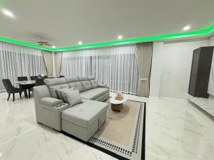 Dream pool villa 5