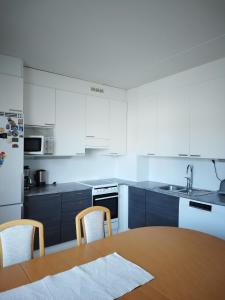 Scandinavian taiteilijan 3h huoneisto