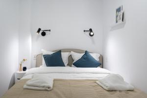 Central Residence Apartment 1021