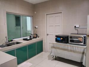 Homelite Eco Park Condominium